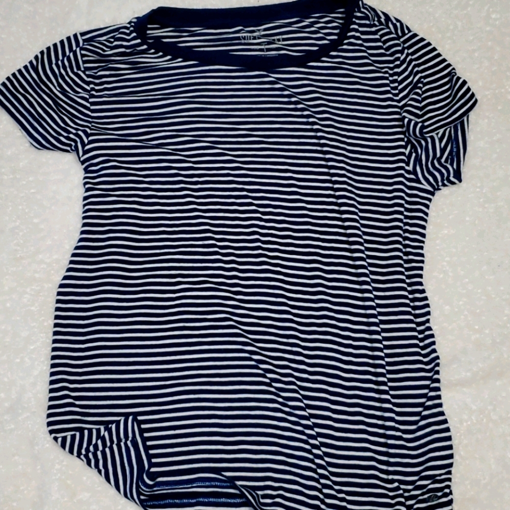 Juniors casual tee